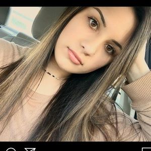 Meet your Posher, Kayla